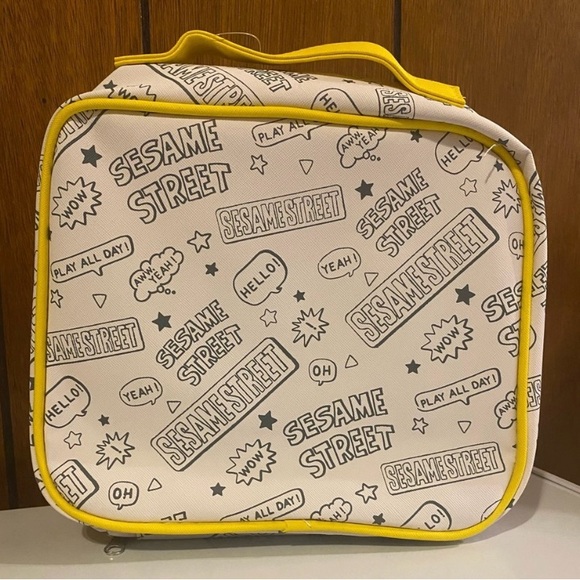 Sesame Street x Wet n Wild Make Up / Limited Edition / Featuring 4 Piece… - Picture 2 of 7